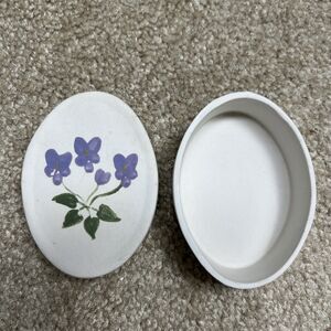 Hand Painted Cottage Pottery Victorian Scented Trinket Box Flowers British Made